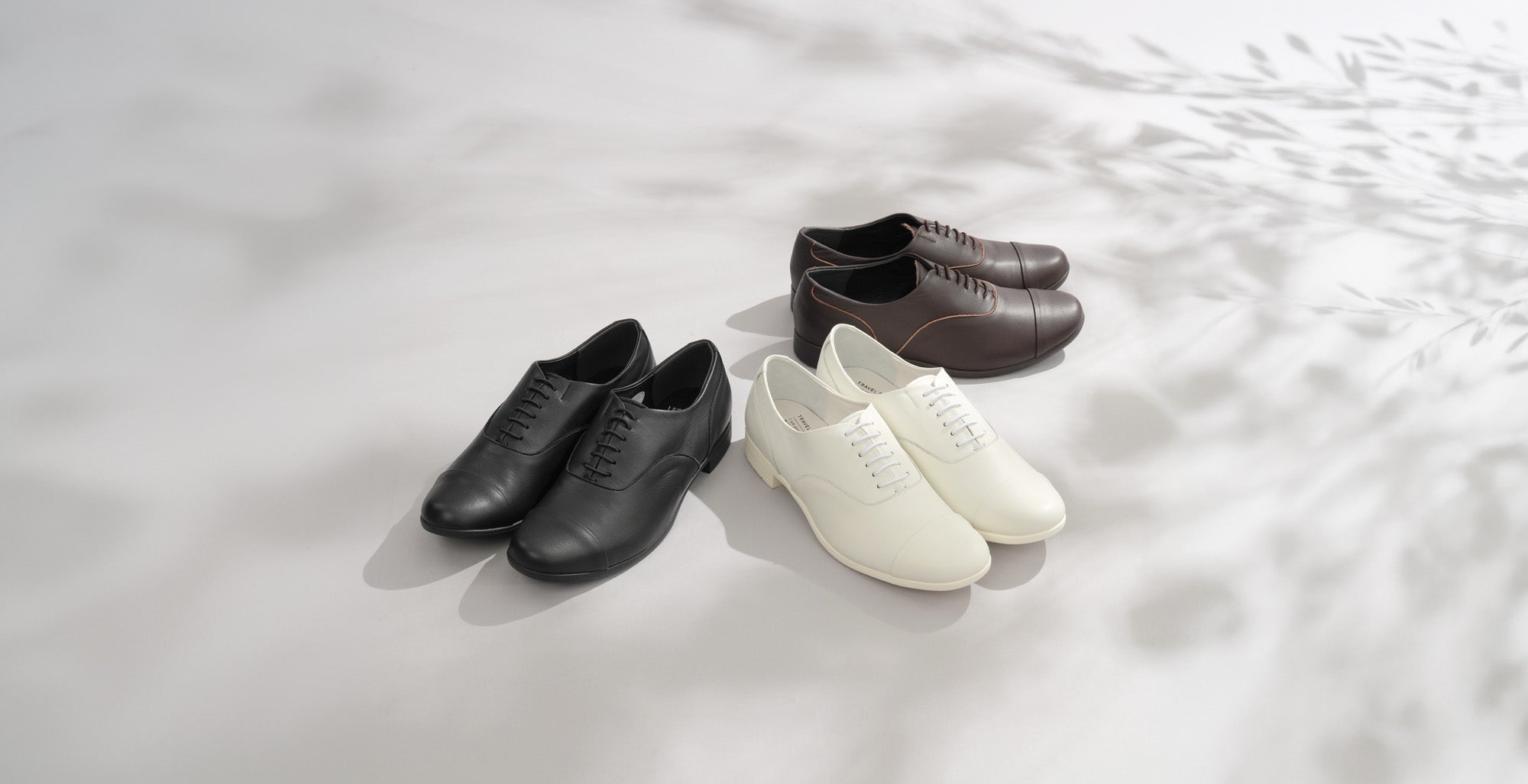 TRAVEL SHOES