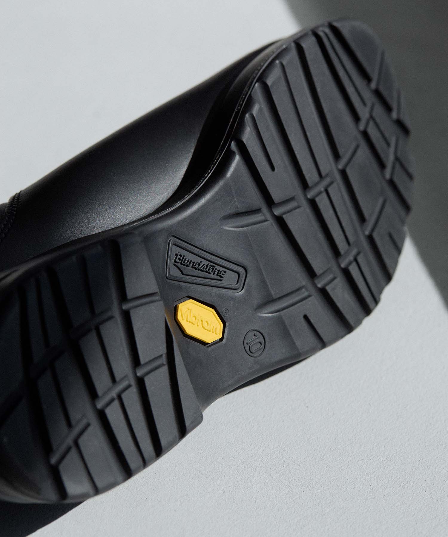 ALL-TERRAIN CLOG BS2381