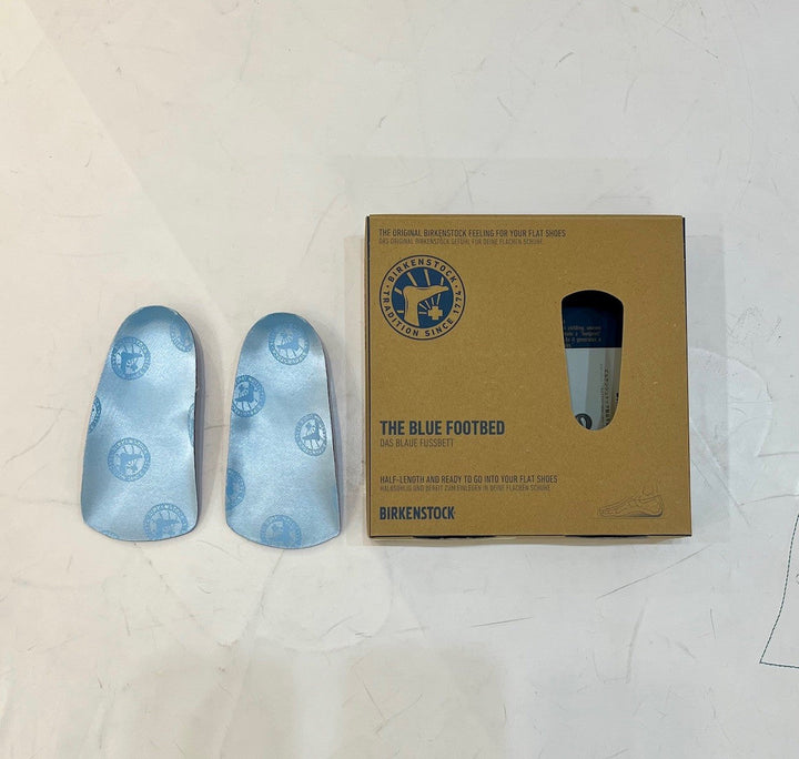 いつもの靴を「ビルケンシュトック」の履き心地に。魔法のインソール『ブルーフットベッド』