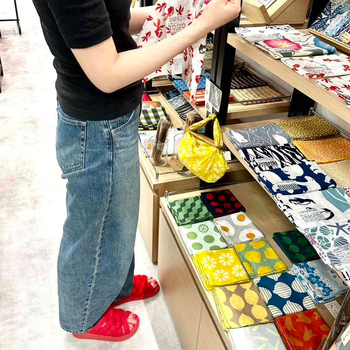夏はカラフルに行こう！