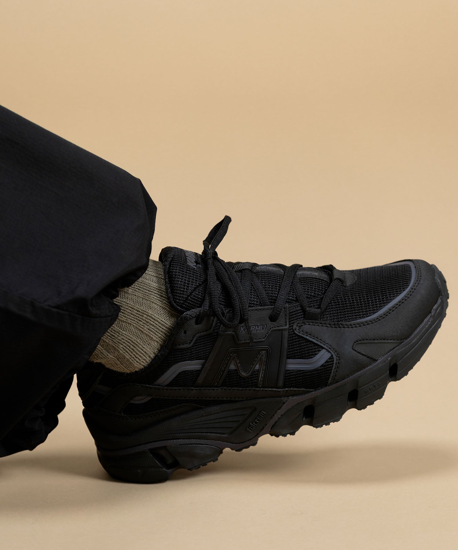 SUPER FULCRUM 流通限定モデル【25FW NEW】