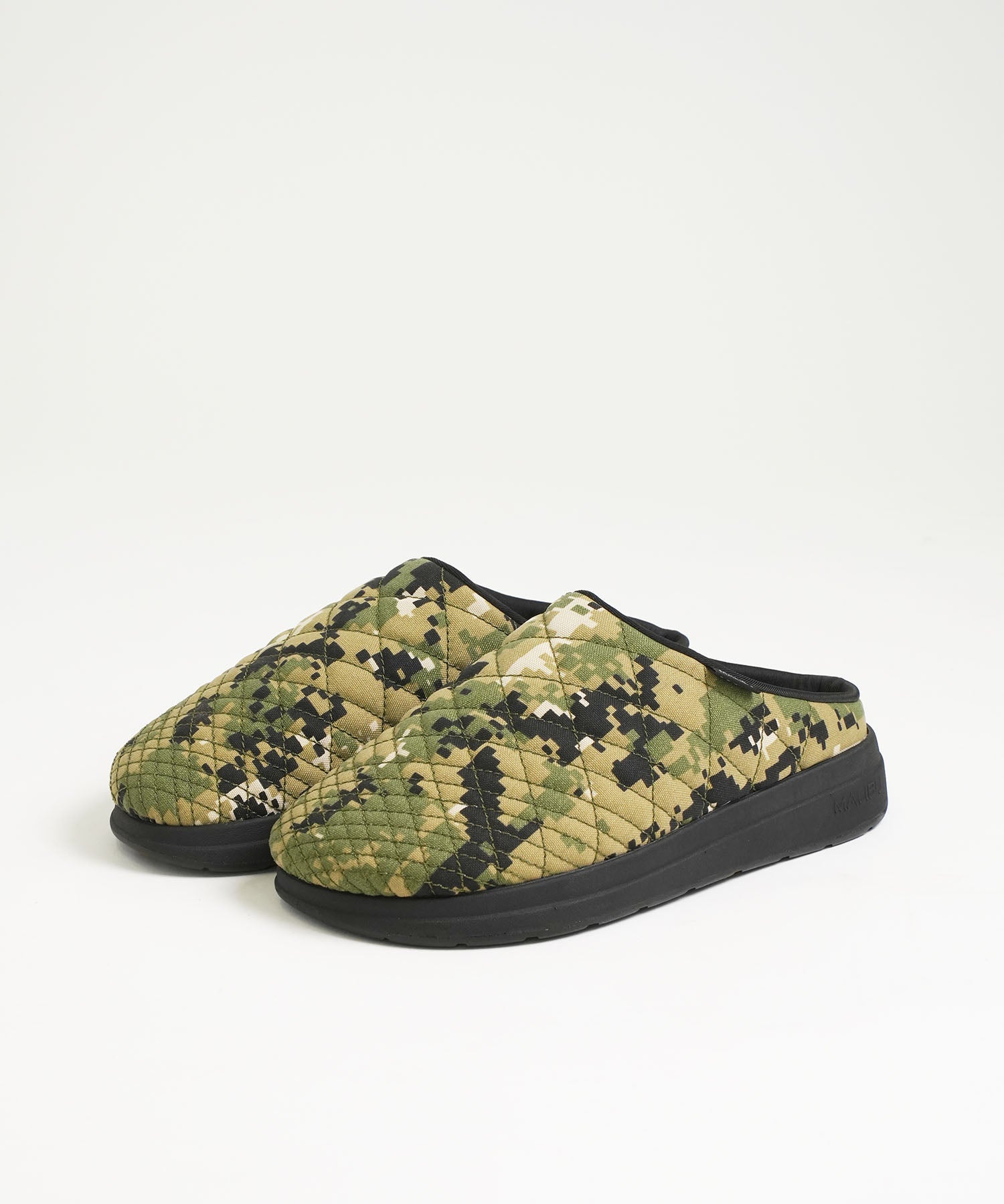 WESTWARD CLOG