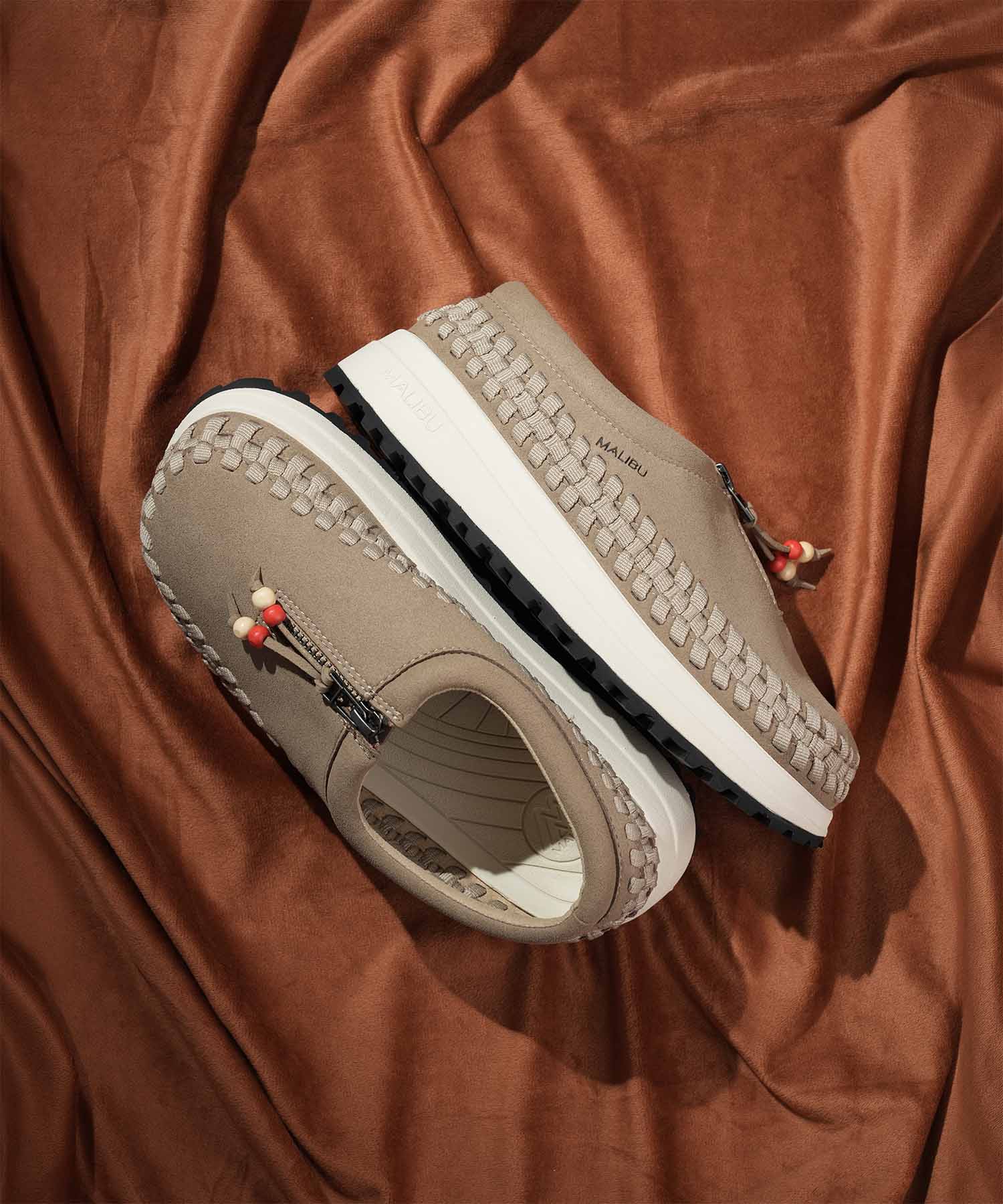 ENCHANTO CLOG【26FW NEW】