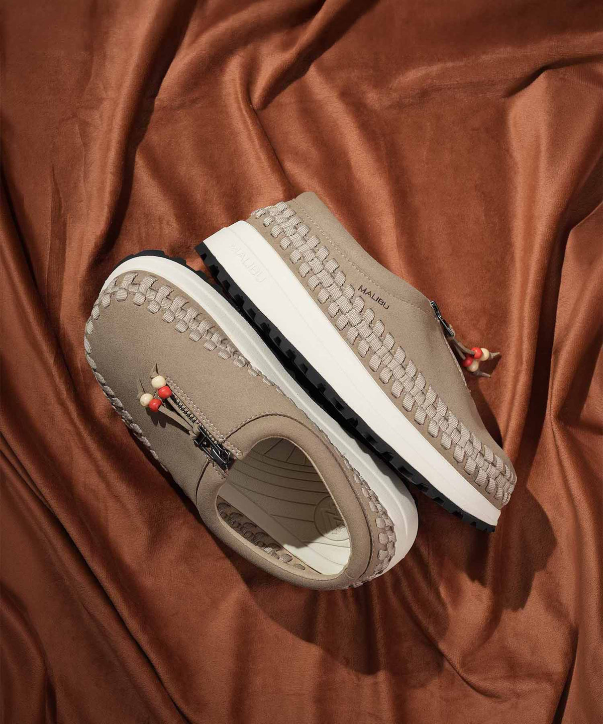 ENCHANTO CLOG【26FW NEW】