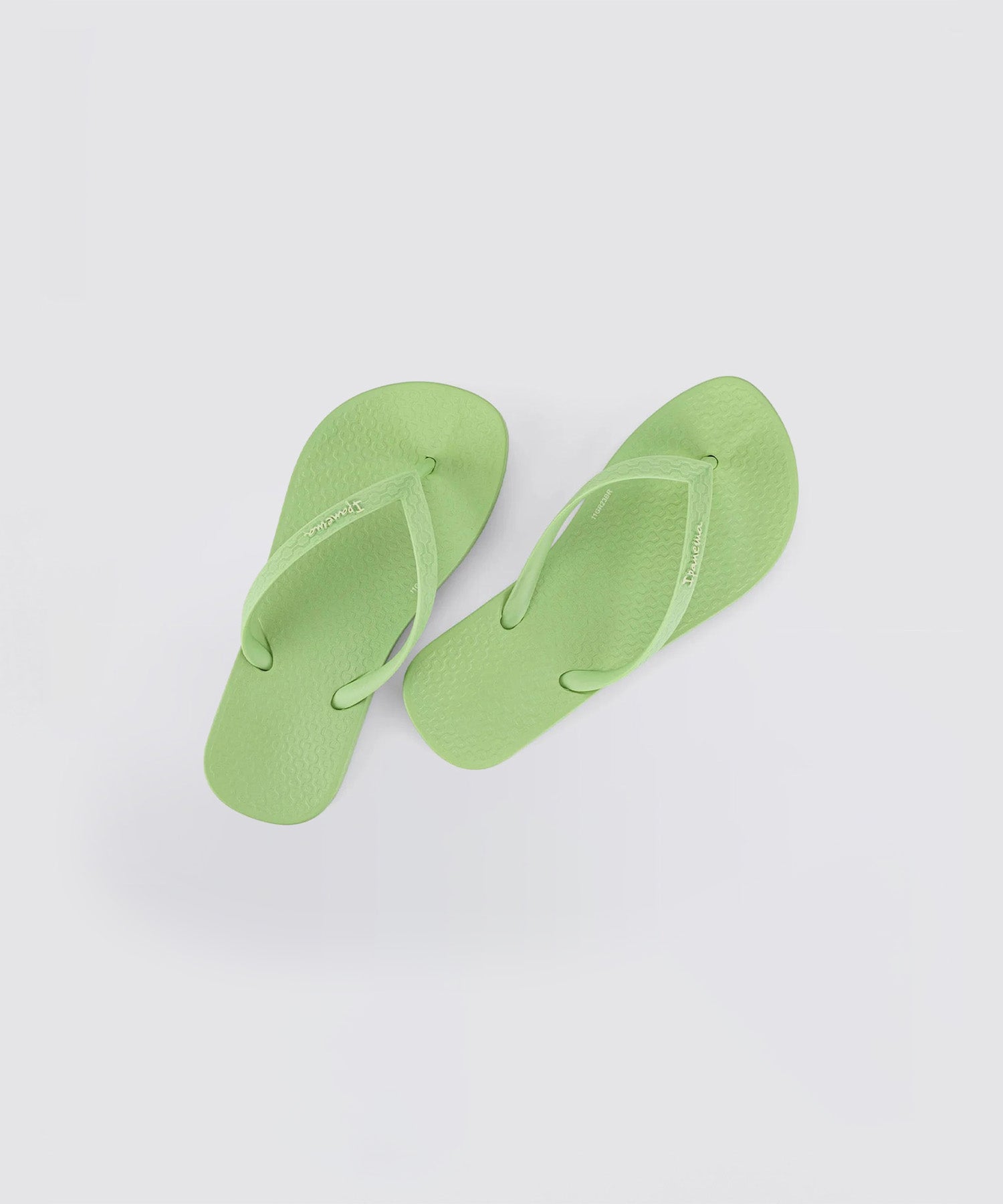 【50％OFF】Ipanema ANATOMIC COLORS KIDS
